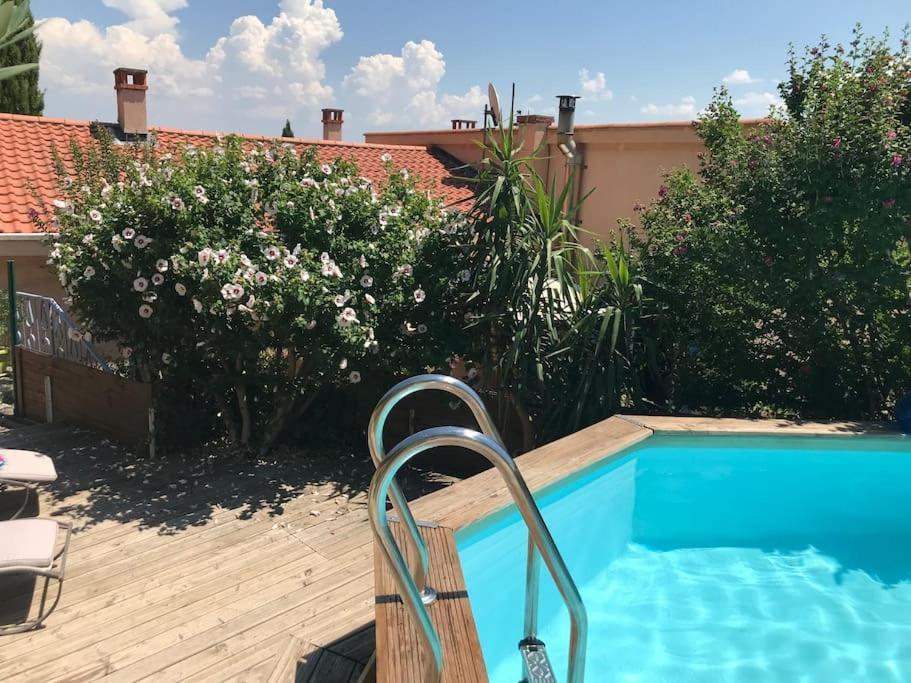 Appartement Sur La Colline Avec Acces Piscine Volx Esterno foto