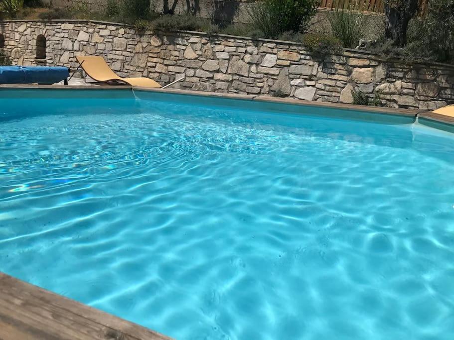 Appartement Sur La Colline Avec Acces Piscine Volx Esterno foto