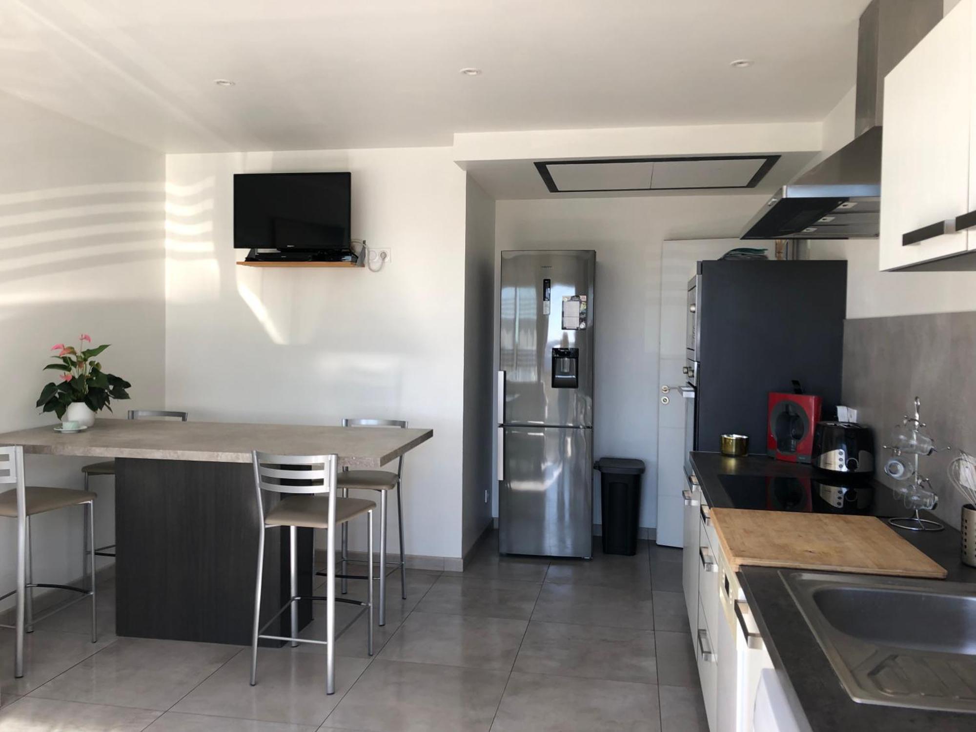 Appartement Sur La Colline Avec Acces Piscine Volx Esterno foto